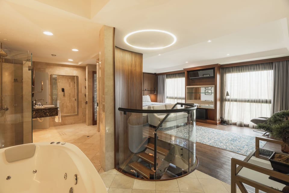 Presidential Suite | 1 bedroom, Egyptian cotton sheets, premium bedding, Select Comfort beds