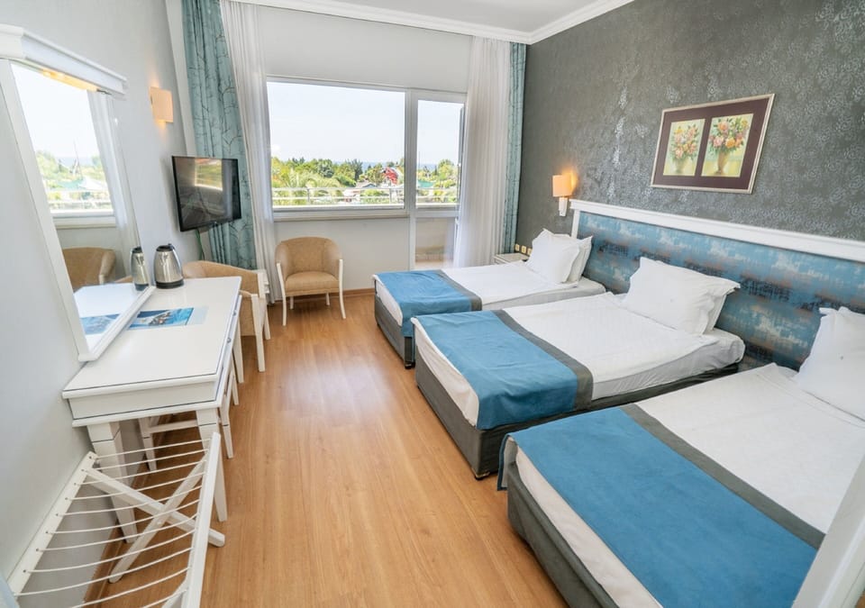 Minibar, in-room safe, free WiFi, bed sheets