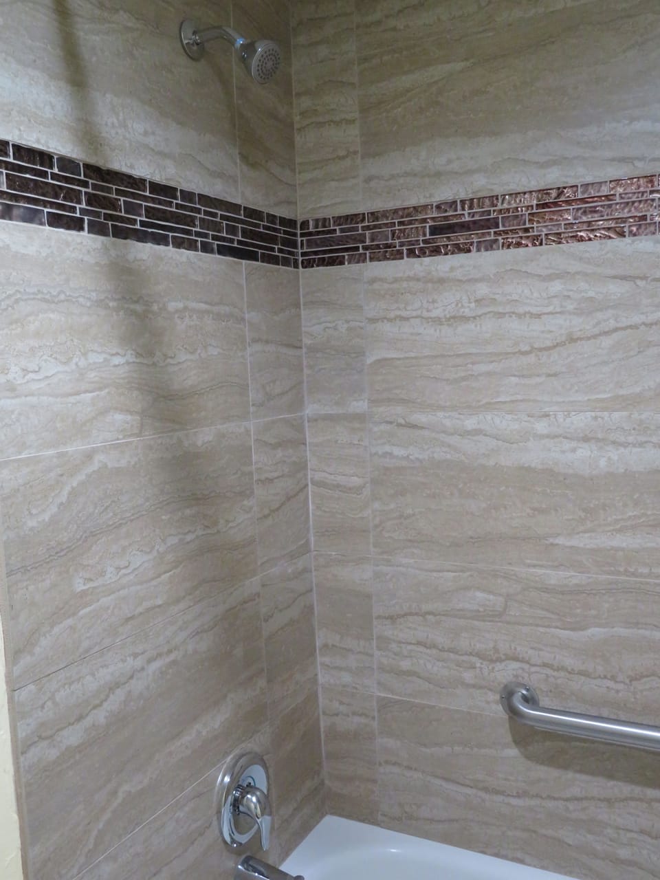 One Queen Bed, Non-Smoking | Bathroom | Hair dryer, towels