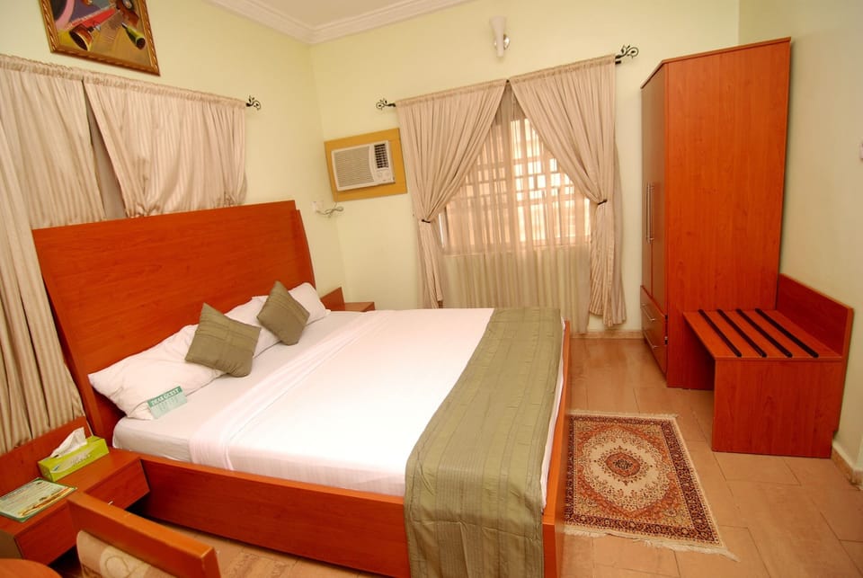 Deluxe Double Room, 1 Double Bed | Free WiFi, bed sheets