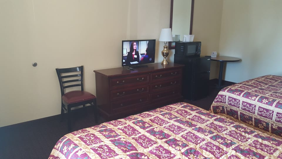 In-room safe, iron/ironing board, free WiFi