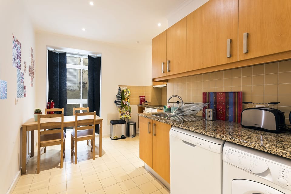 Apartment, 2 Bedrooms | Private kitchen | Fridge, microwave, oven, stovetop
