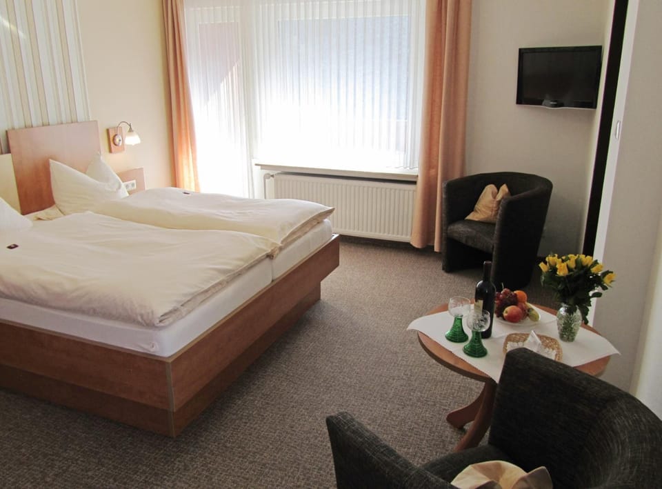 Standard Double Room | In-room safe, blackout drapes, free WiFi, bed sheets