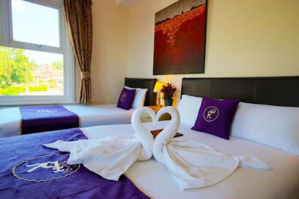 In-room safe, desk, laptop workspace, soundproofing