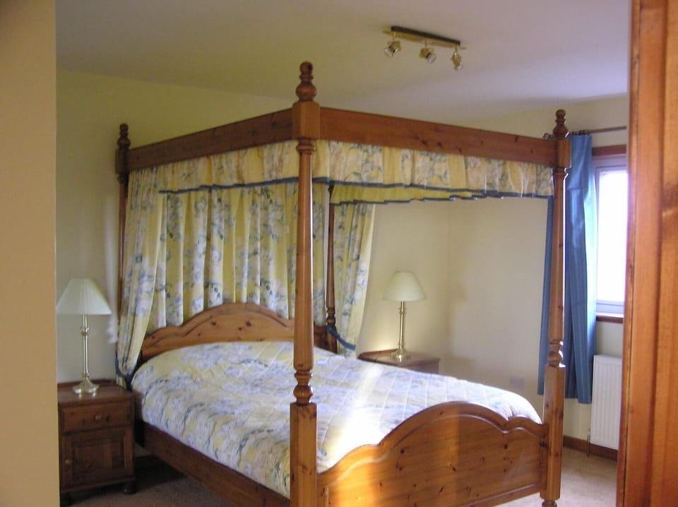 Premium bedding, individually decorated, blackout drapes