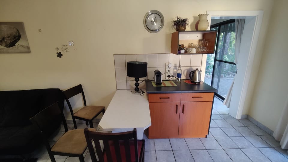 Family Room, 1 Double Bed with Sofa bed | Private kitchenette | Fridge, microwave