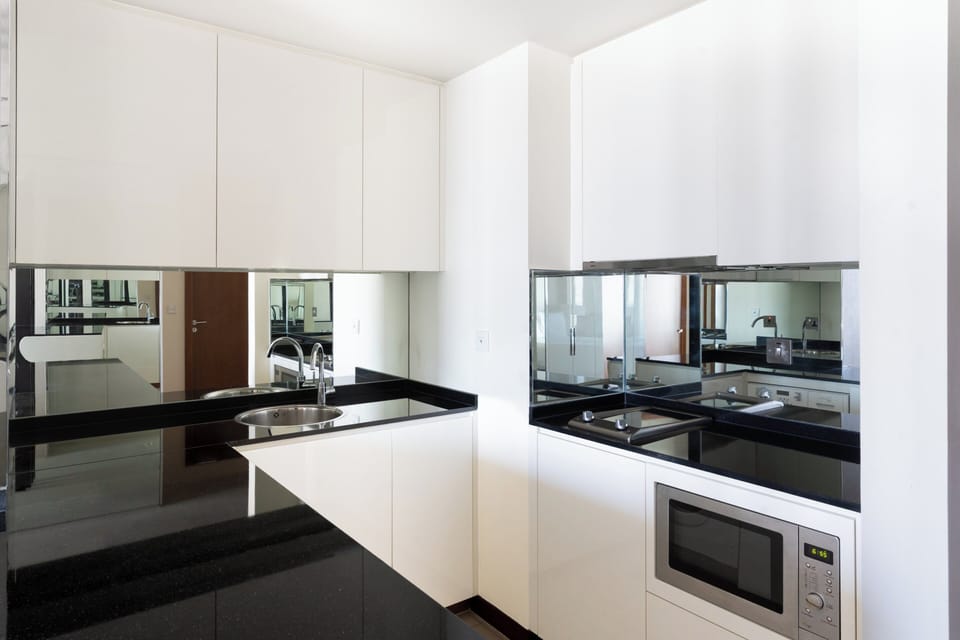 1 bedroom, premium bedding, minibar, in-room safe