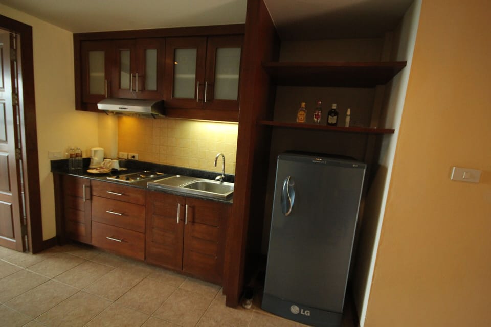 Fridge
