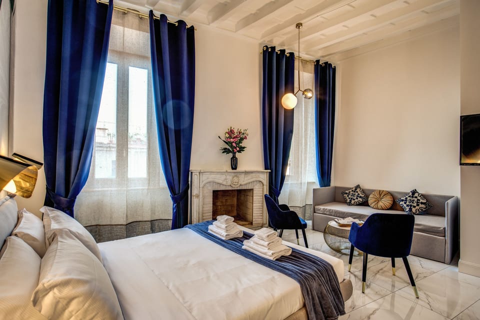 Junior Suite (3 Persons) | Minibar, in-room safe, individually furnished, desk