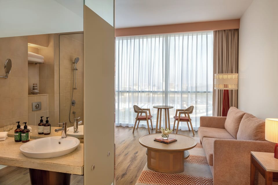 Family Suite, 1 Queen Bed with Sofa bed, Accessible (Plaza View, Family Room) | Down comforters, in-room safe, desk, blackout drapes
