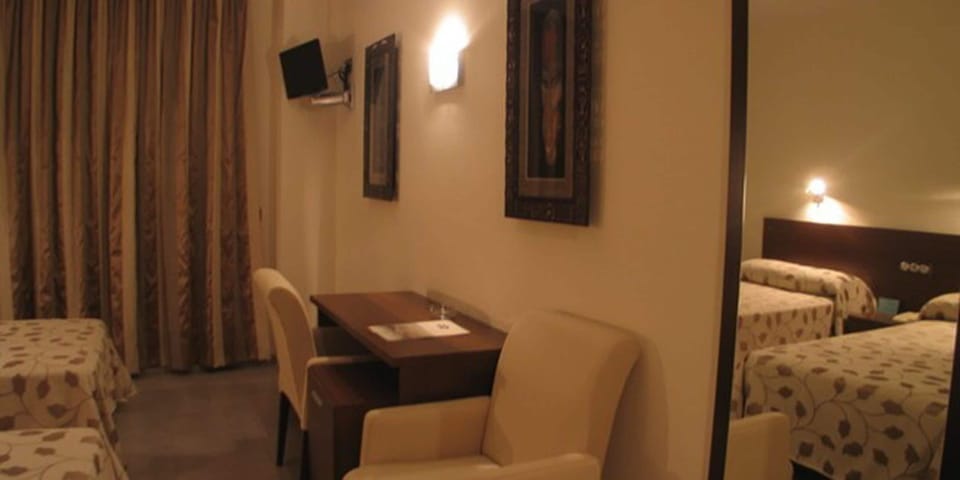 Minibar, in-room safe, free WiFi, bed sheets