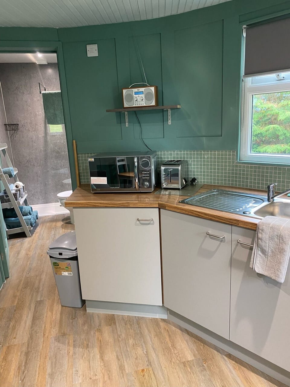 Private kitchenette