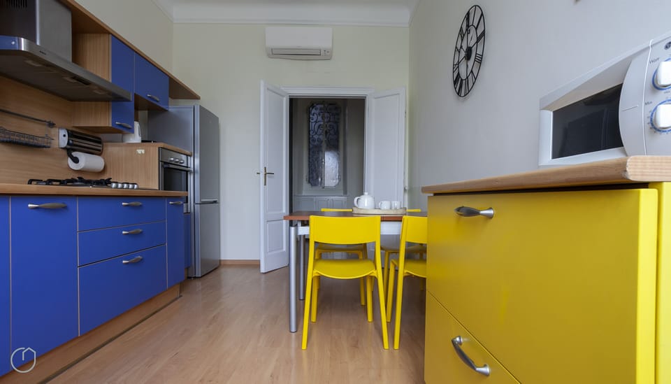 Apartment (1 Bedroom) | Interior