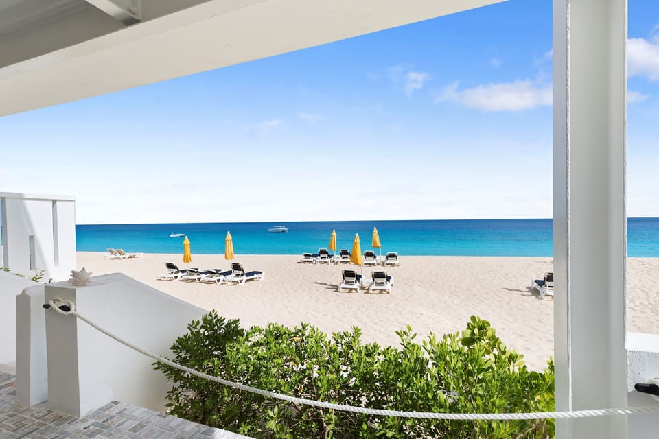 Standard Condo, Multiple Beds, Non Smoking, Kitchen | Beach/ocean view