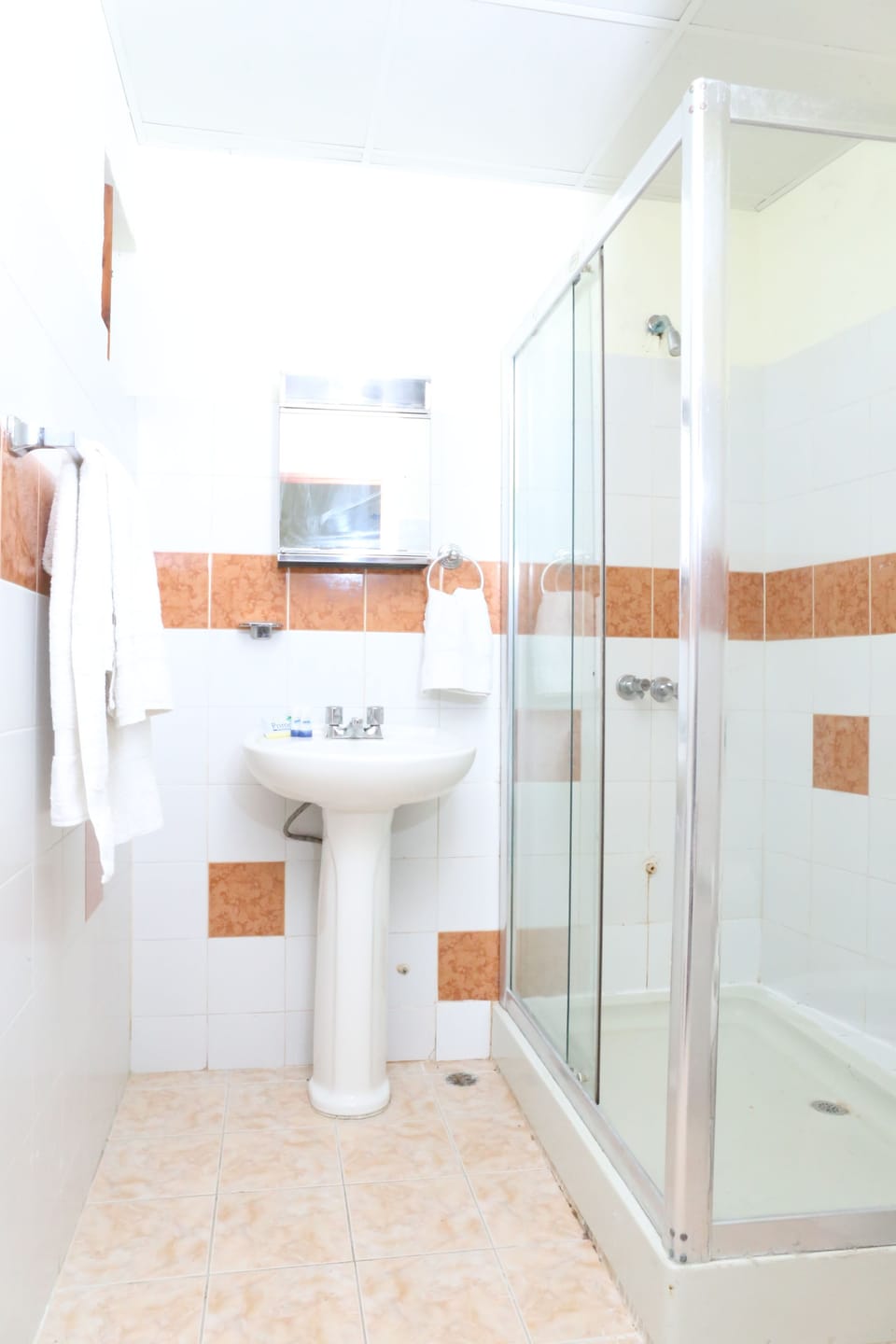 Free toiletries, towels