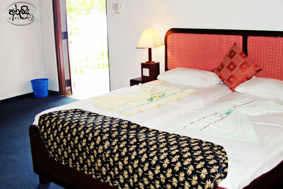 Riverside View Room  | Free WiFi