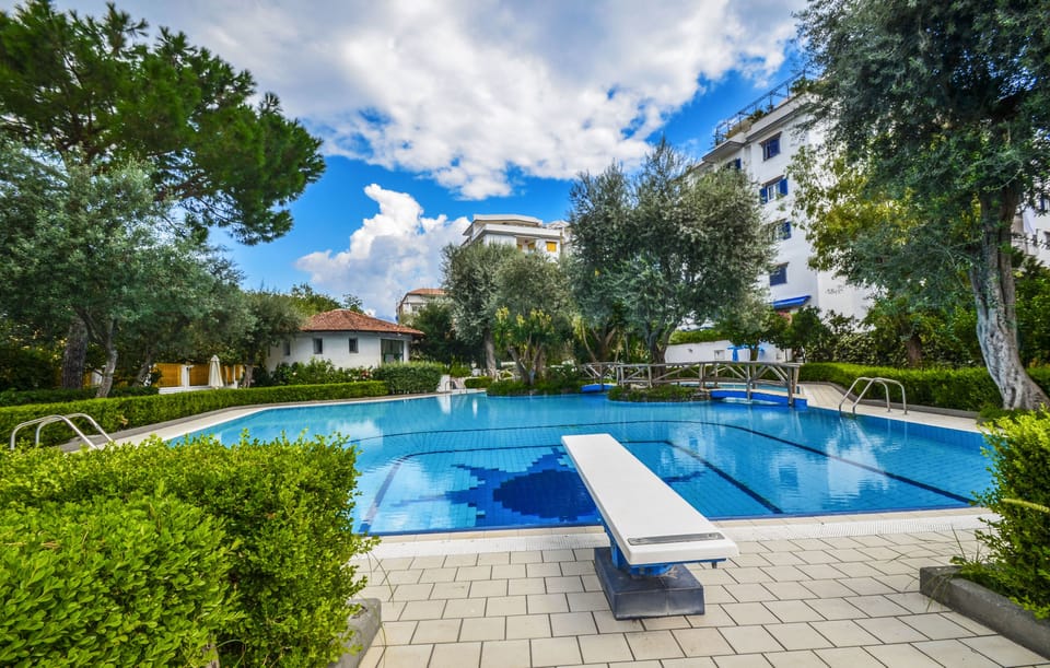 Seasonal outdoor pool, sun loungers