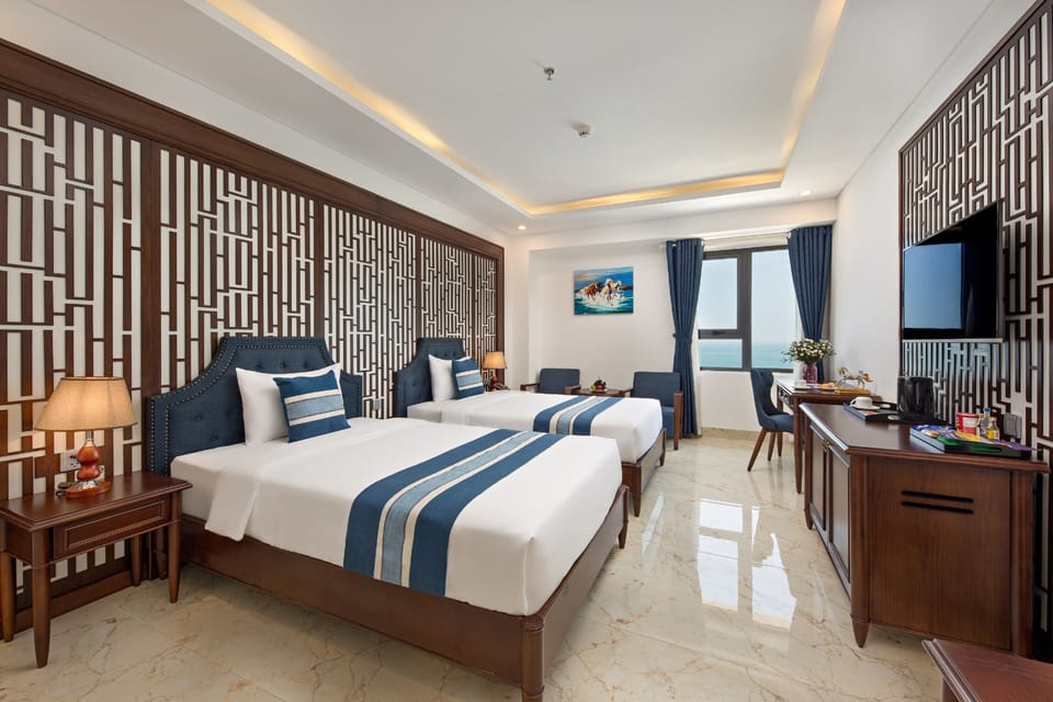 Studio, 2 Twin Beds, Ocean View | Premium bedding, minibar, in-room safe, desk