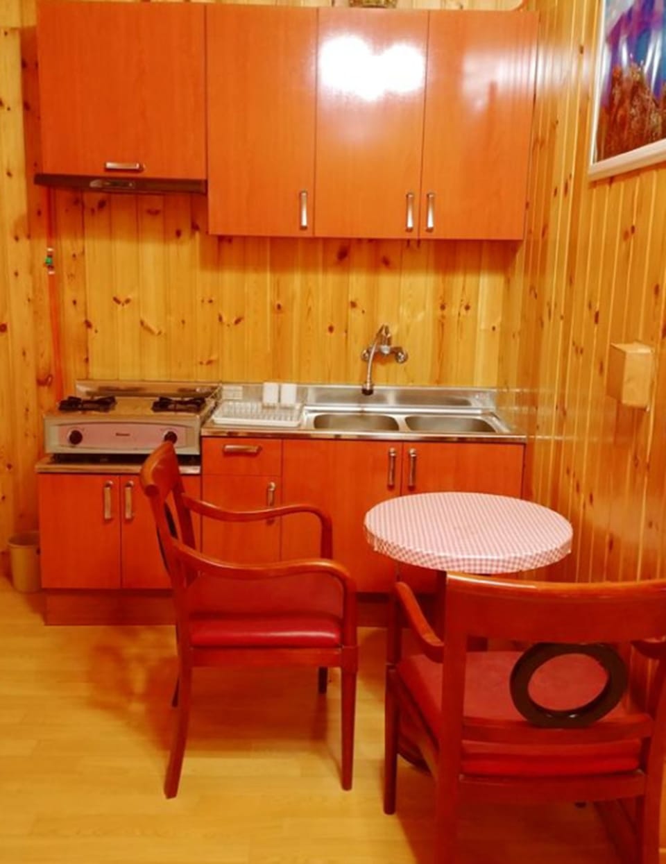 Duplex | Private kitchenette | Full-size fridge, stovetop, electric kettle, rice cooker