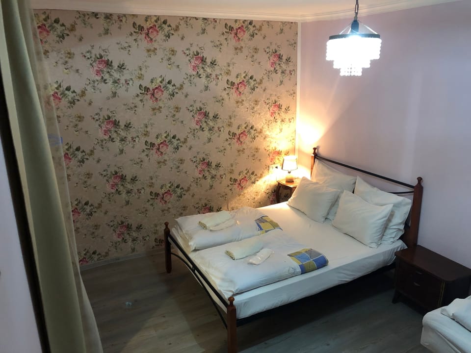 Family Apartment | Egyptian cotton sheets, premium bedding, individually furnished