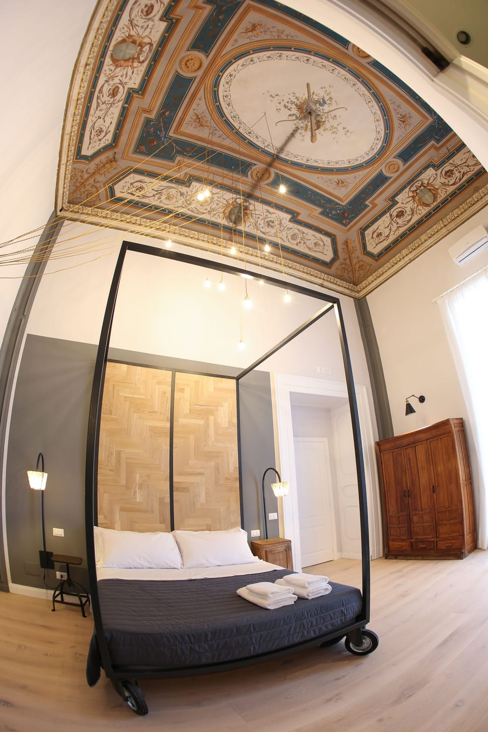 Deluxe Triple Room, City View | Egyptian cotton sheets, premium bedding, down comforters, pillowtop beds