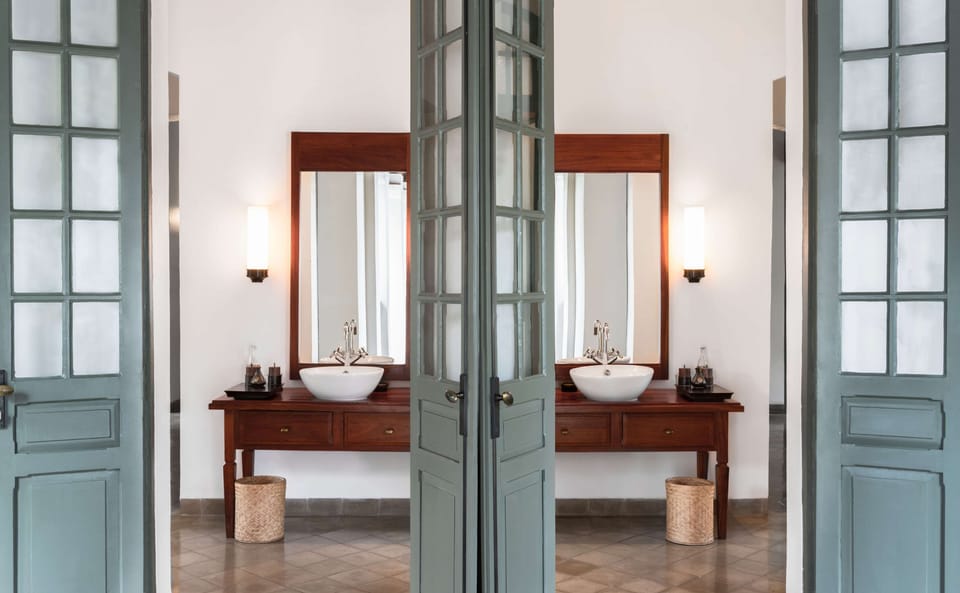 Suite (Amantaka Pool Suite) | Bathroom | Free toiletries, bathrobes, towels, soap