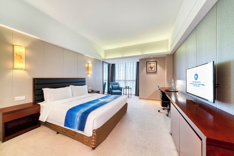 Superior Double Room | Desk, blackout drapes, free WiFi, bed sheets