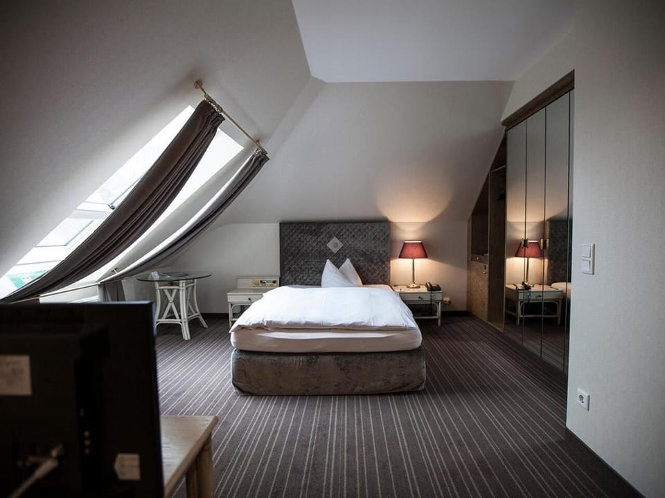 Hypo-allergenic bedding, pillowtop beds, minibar, in-room safe