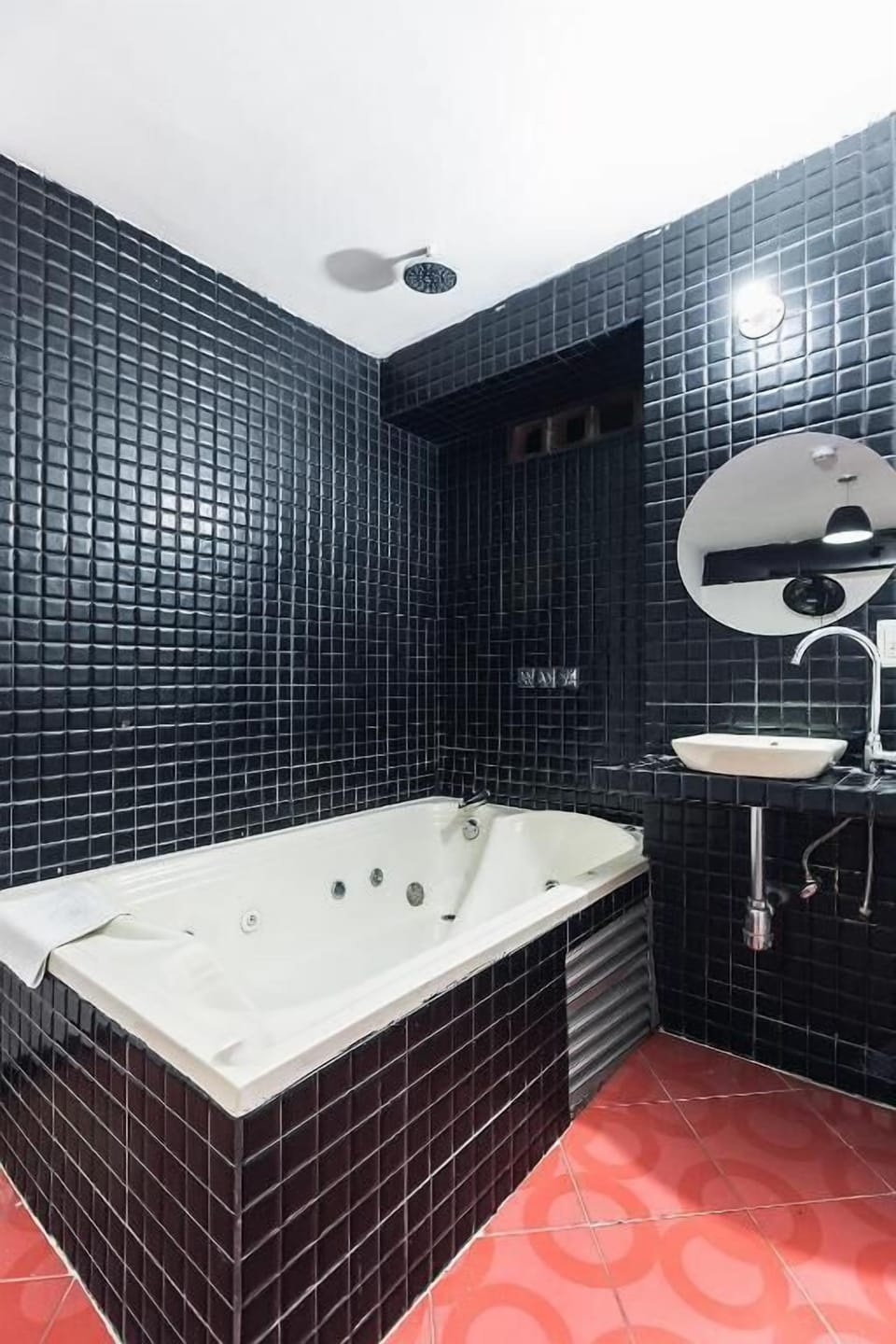 Comfort Room | Bathroom | Bidet, towels, soap, toilet paper