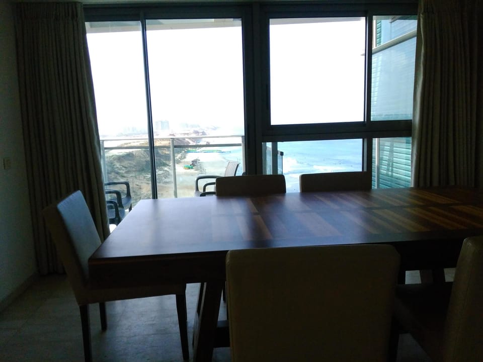 Beach/ocean view