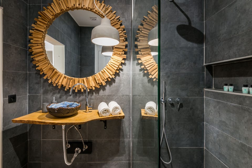 Hair dryer, slippers, towels