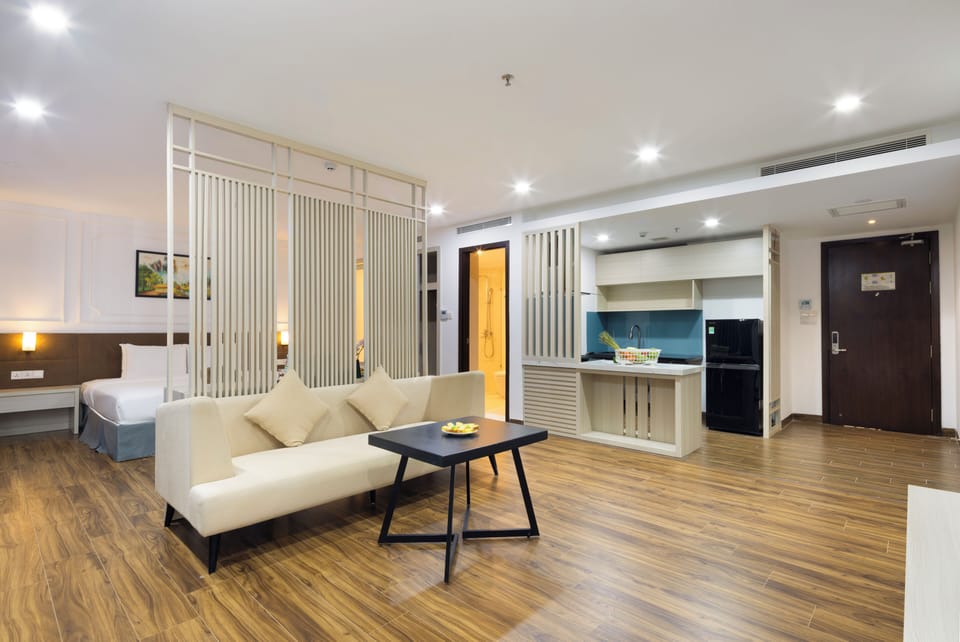 Luxury Suite, Sea View | Private kitchen | Coffee/tea maker, electric kettle