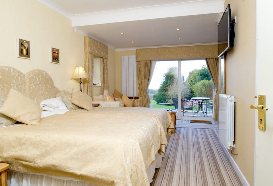 Superior Double or Twin Room | Egyptian cotton sheets, premium bedding, individually decorated