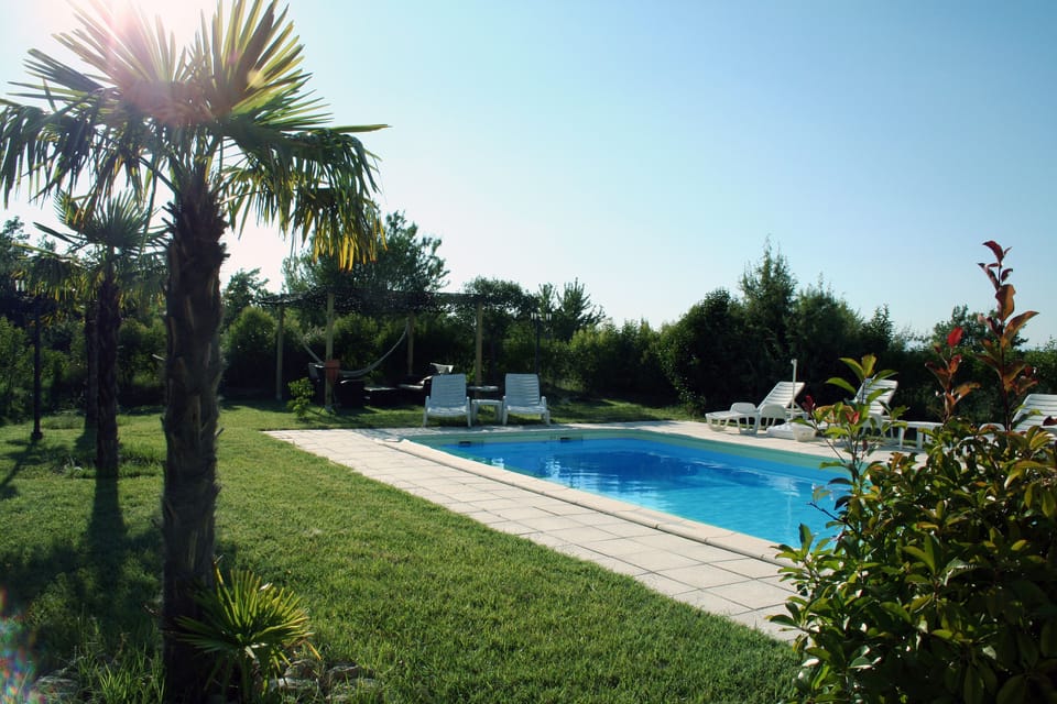Seasonal outdoor pool, pool umbrellas, sun loungers