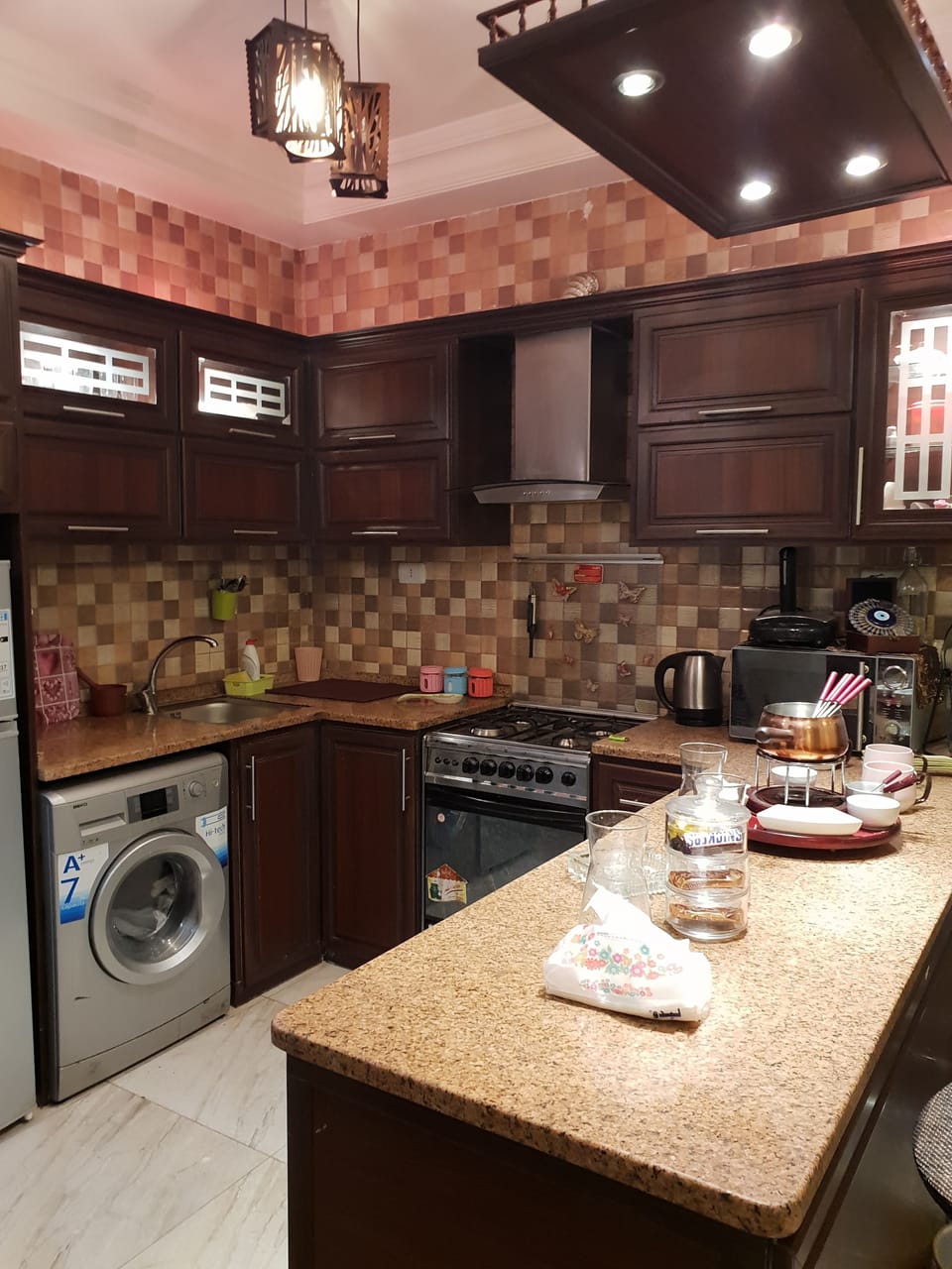 Apartment, 2 Bedrooms | Private kitchen | Fridge, microwave, oven, stovetop
