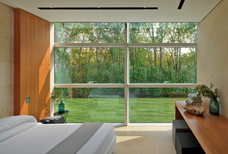 Superior Room, Garden View | Hypo-allergenic bedding, down comforters, minibar, in-room safe