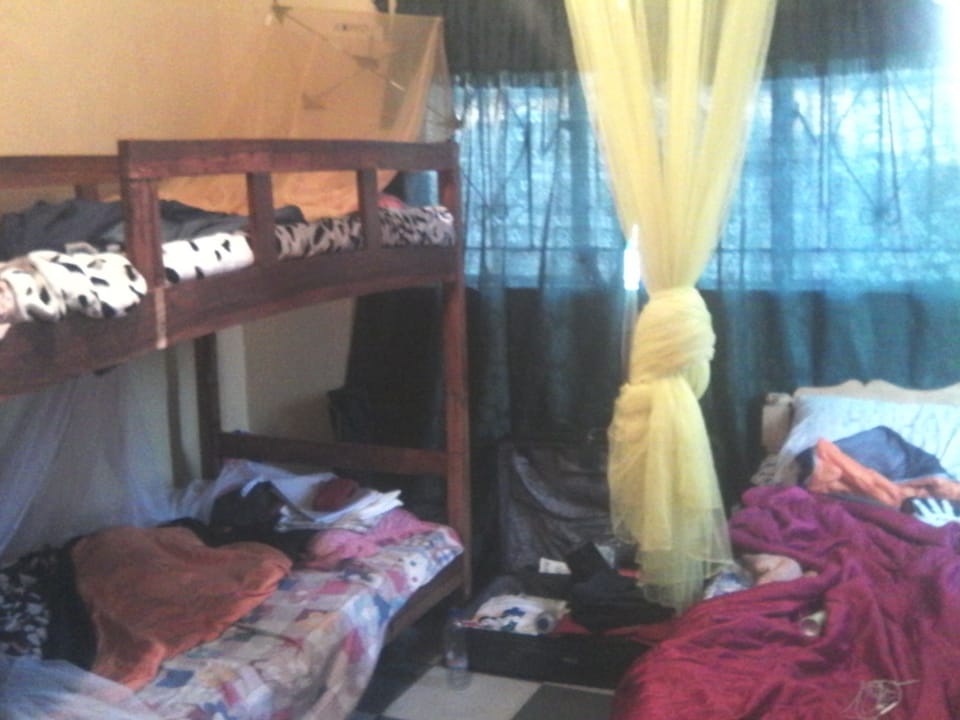 Shared Dormitory, Mixed Dorm, Non Smoking | Blackout drapes, iron/ironing board, WiFi, bed sheets