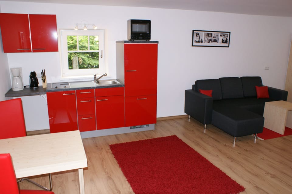 Studio (No Daily Cleaning) | Premium bedding, individually decorated, individually furnished, desk