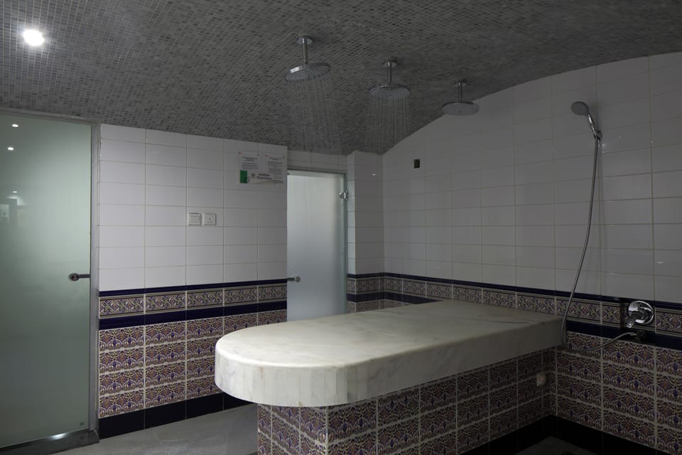 Massage/treatment rooms