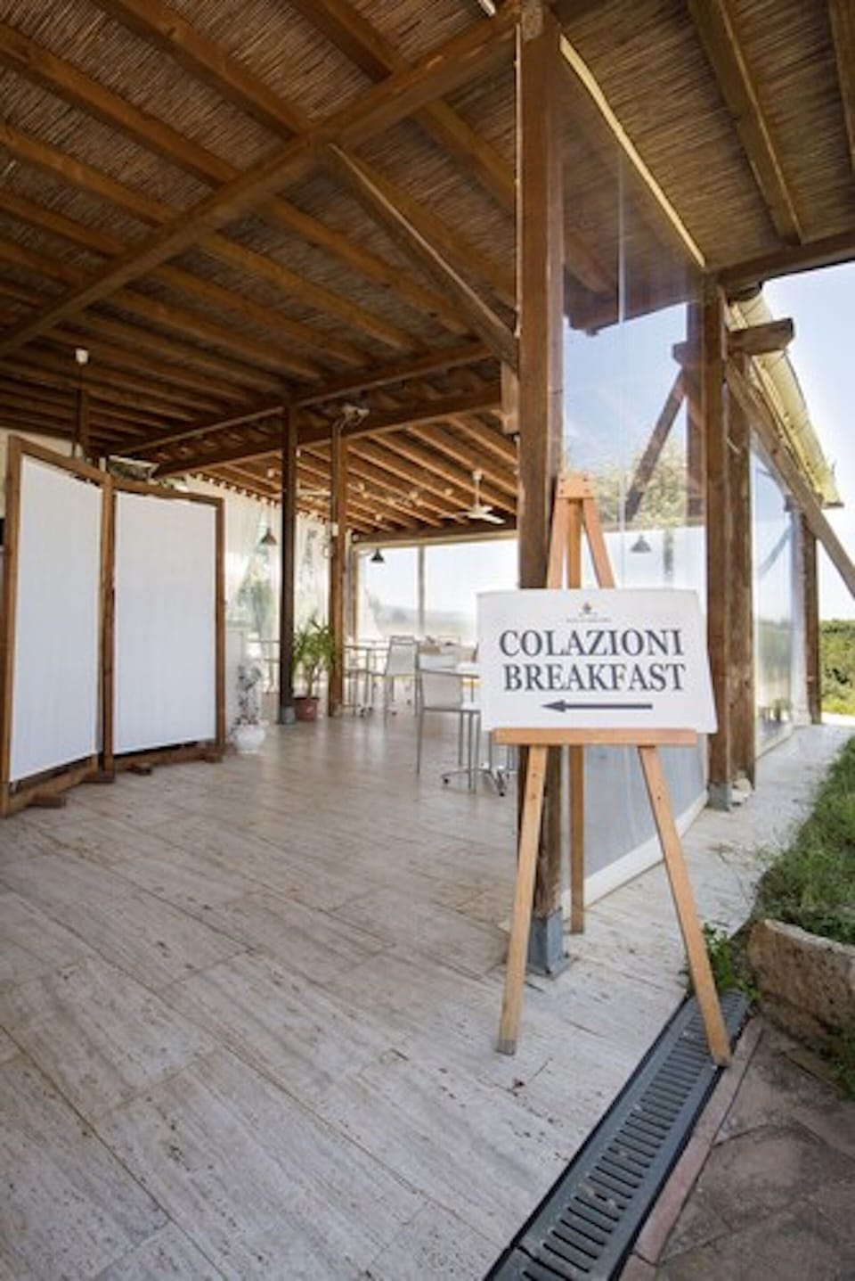 Daily buffet breakfast (EUR 12 per person)