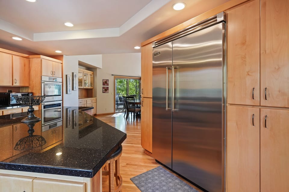 House, 5 Bedrooms | Private kitchen | Coffee/tea maker, fridge, oven, toaster