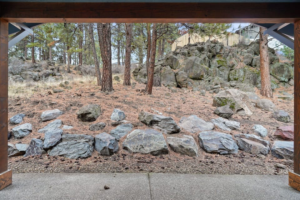 House, 5 Bedrooms | View from property