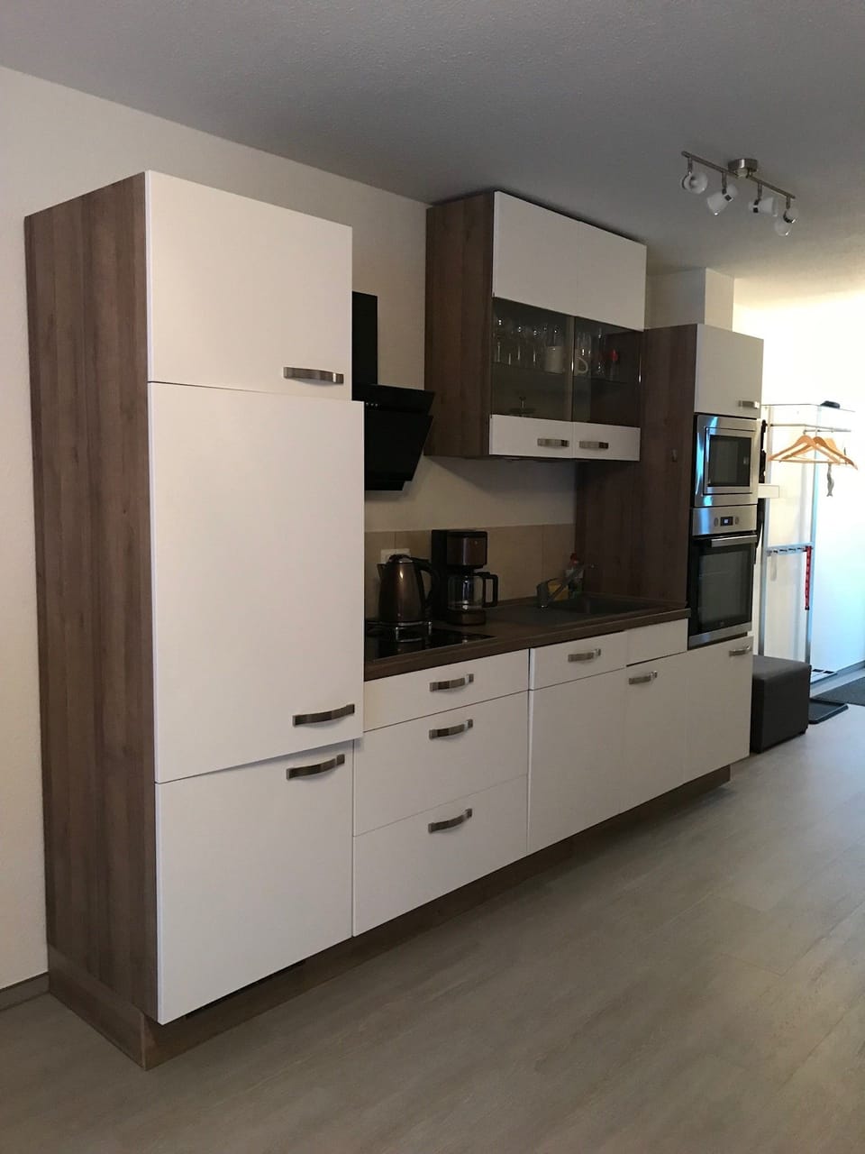 Condo, Non Smoking | Private kitchen | Full-size fridge, microwave, oven, stovetop