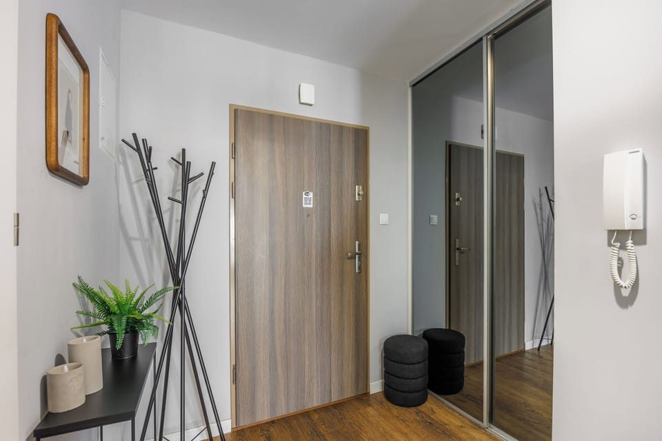 Soundproofing, WiFi, wheelchair access