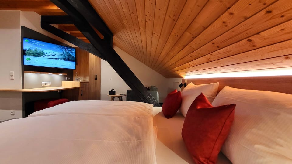 Deluxe Double Room, Private Bathroom | Room amenity