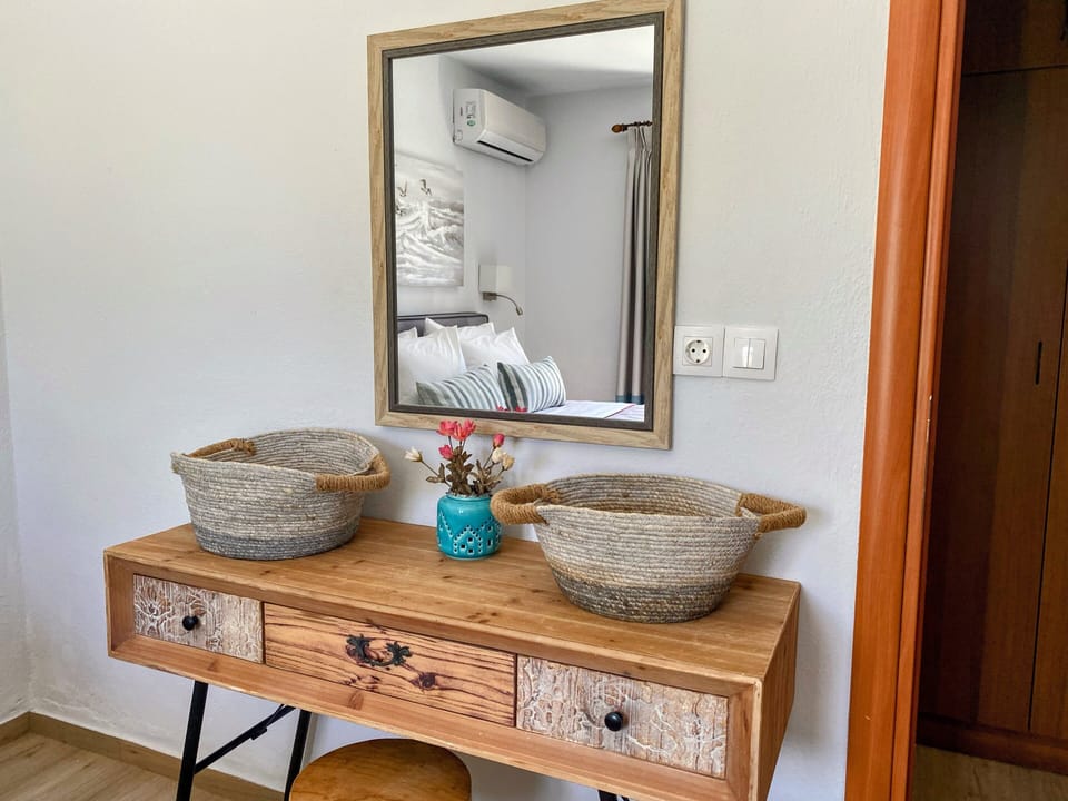 Villa Karina - Near Achladies Beach Hotel in Sporades, Greece