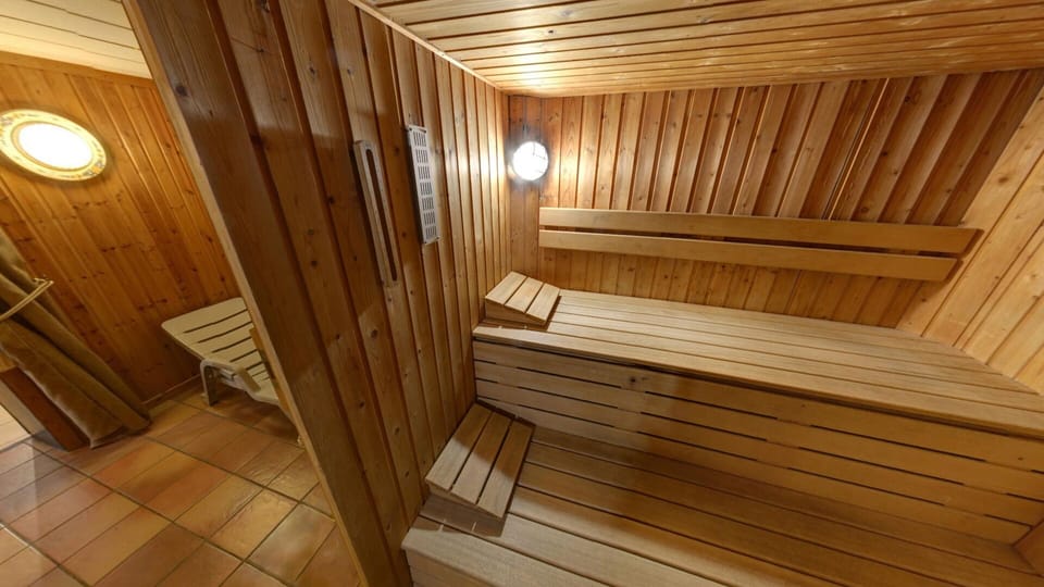 Tropical Hotel Hotel in Belgium