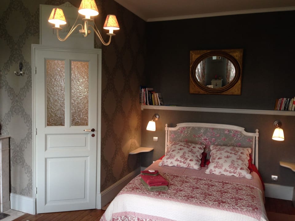 Superior Double Room, 1 Queen Bed (L'Aiguille Creuse) | Soundproofing, free WiFi, bed sheets