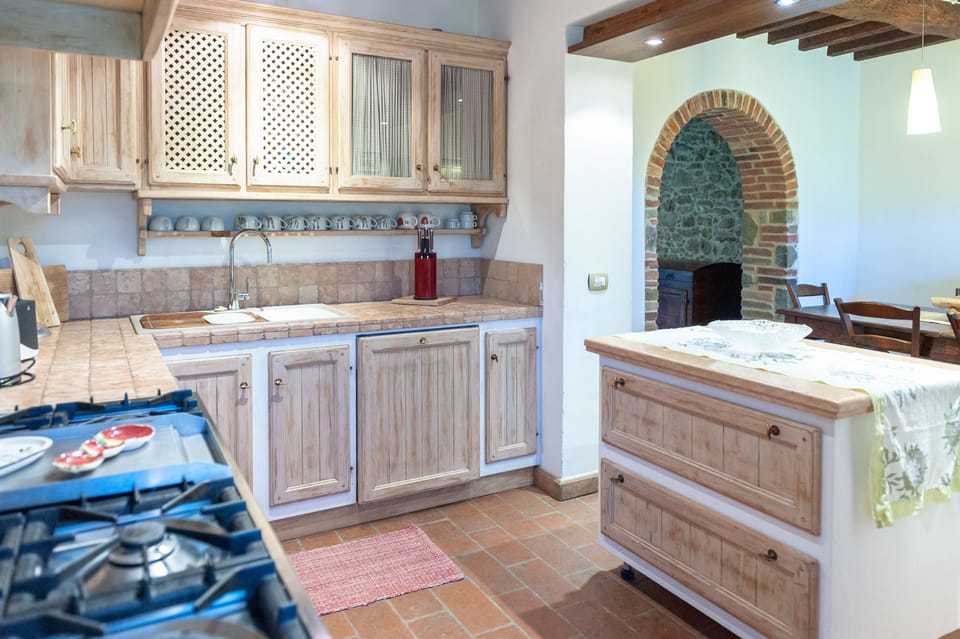 Superior Apartment, Ground Floor | Private kitchen | Fridge, oven, stovetop, coffee/tea maker