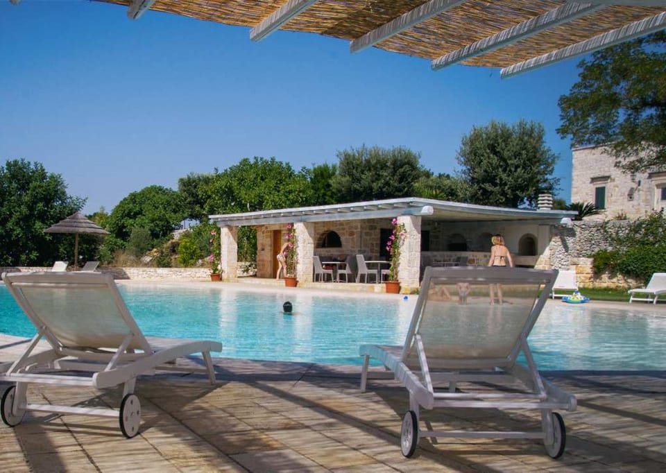 Seasonal outdoor pool